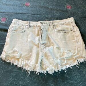 Free People We The Free Light Wash Denim Jean Shorts Button Fly Distressed 31